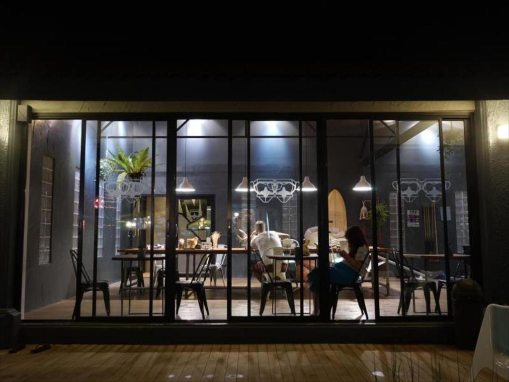 Monkey Dive Hostel Khaolak Khao Lak Ngoại thất bức ảnh